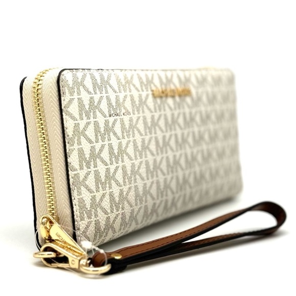 Michael Kors Large Travel Continental Wallet Wristlet Vanilla/Brown - Picture 4 of 9